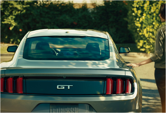 2015-ford-mustang-7.jpg