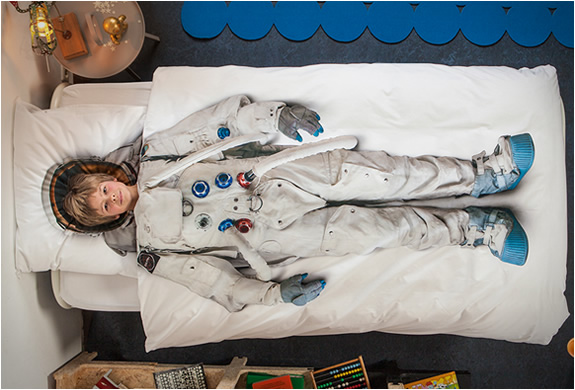 astronaut-duvet-cover-2.jpg