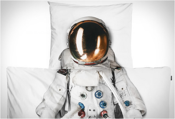 astronaut-duvet-cover-4.jpg