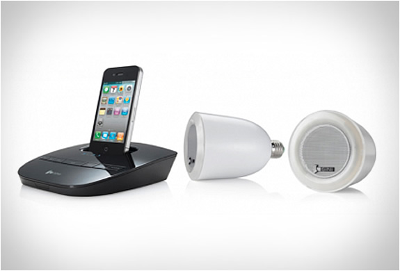 audiobulb-wireless-speaker-light-bulb-3.jpg