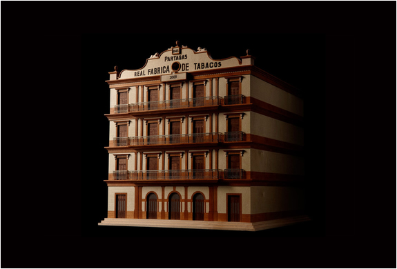 img_cigar_humidor_4.jpg