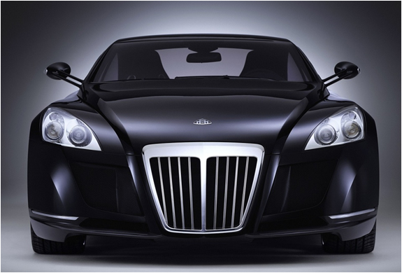 img_maybach_exelero_2.jpg