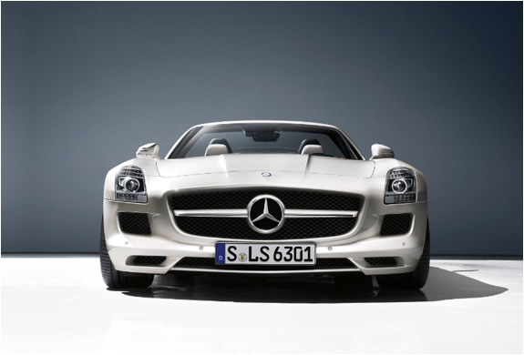 img_mercedes_sls_amg_roadster_4.jpg