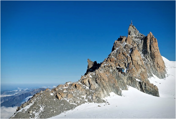 step-into-the-void-chamonix-4.jpg