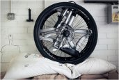 thum_contortionist-folding-bike.jpg