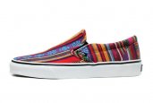 GUATA STRIPE VANS CLASSIC SLIP-ON