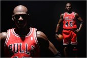 thum_michael-jordan-collectible-figure.jpg