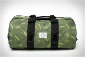 thum_poler-duffaluffagus-camo-bag.jpg