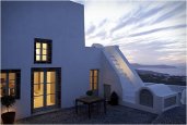 WHITE VILLA | SANTORINI GREECE