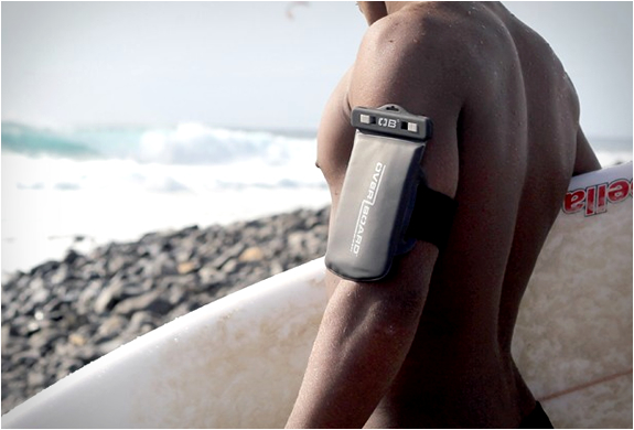 WATERPROOF ARM PACK | BY OVERBOARD | Image