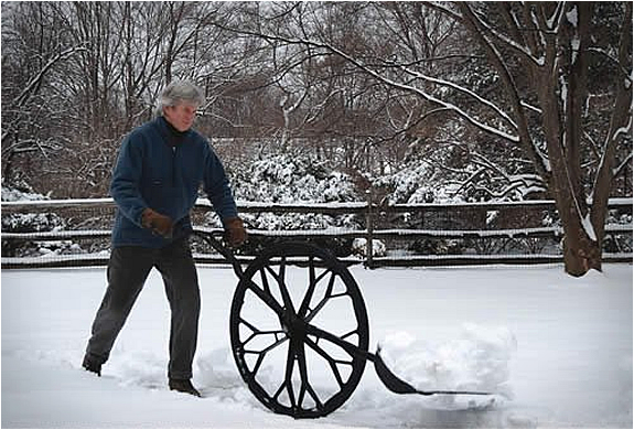wheeled-snow-shovel-5.jpg