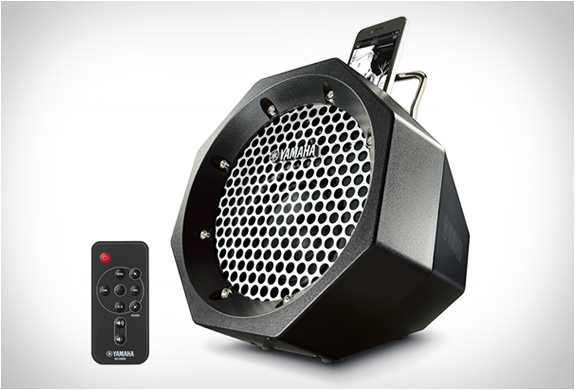 yamaha-pdx-11-portable-speaker-2.jpg