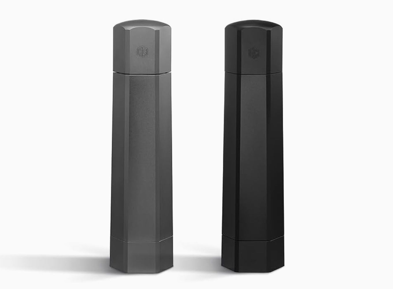 STAINLESS STEEL SALT AND PEPPER MILL SET - Image