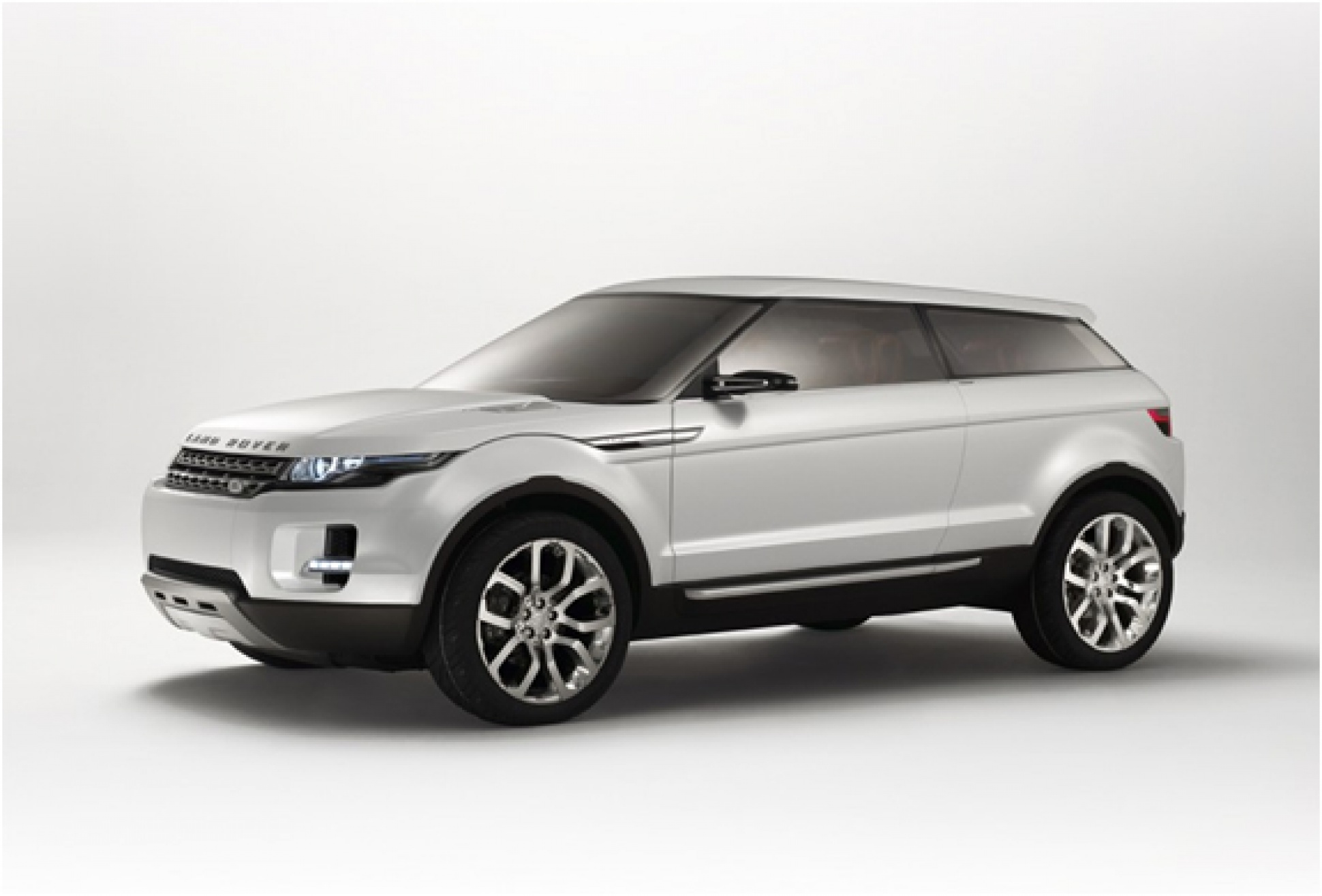 Land Rover Lrx | Image