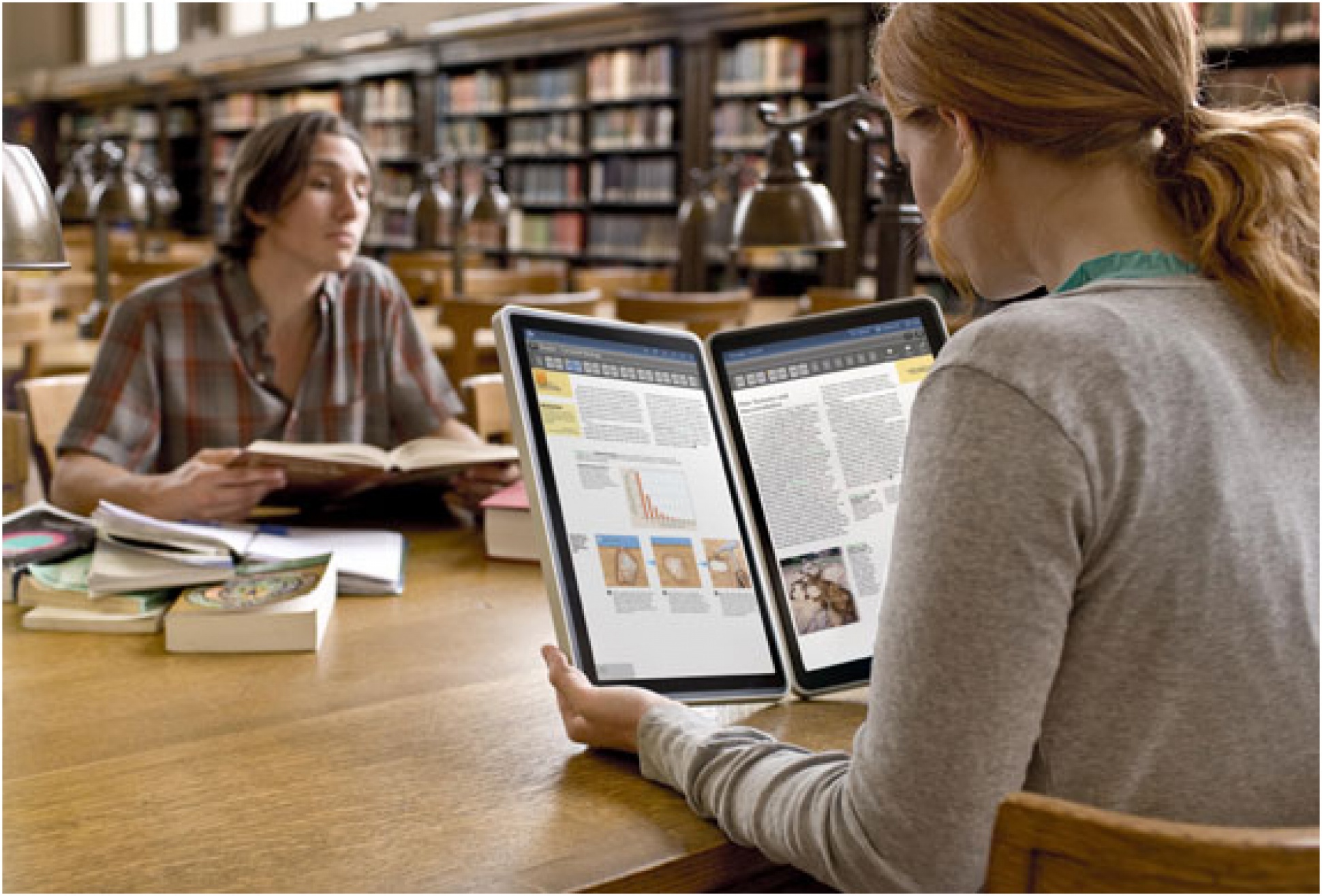 The Kno | Dual Screen Tablet For Textbooks | Image