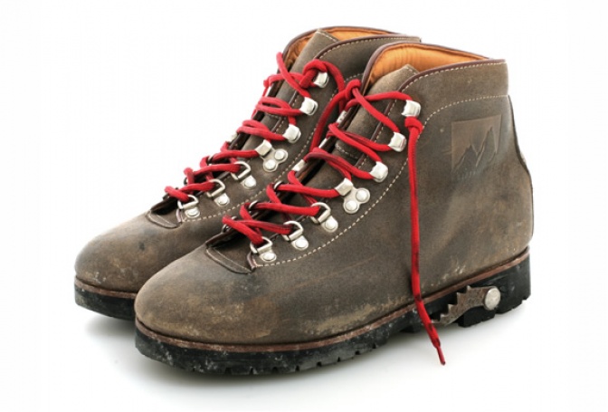GOLDEN GOOSE MOUNTAIN BOOT - Image