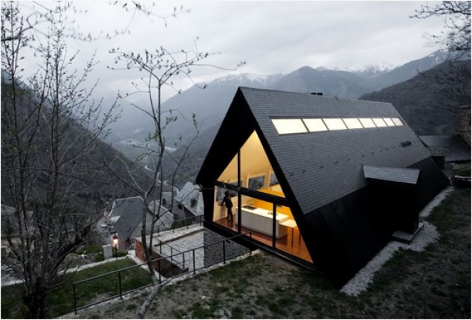 HOUSE IN THE PYRENEES | BY CADAVAL & SOLA-MORALES ARCHITECTS - Image