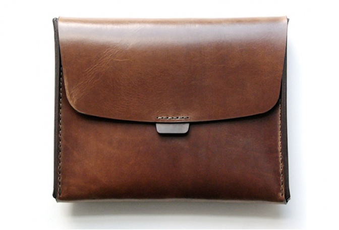 LEATHER IPAD CASE | BY MAKR CARRY GOODS - Image