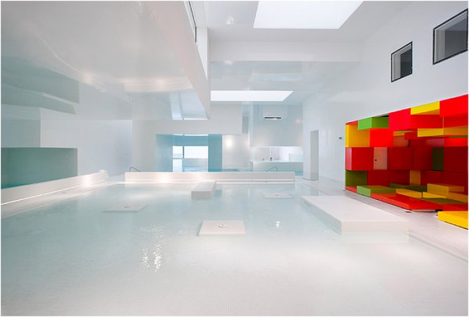 LES BAINS DES DOCKS | MODERN SWIMMING COMPLEX - Image