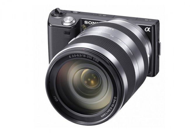 SONY NEX-5 ULTRA COMPACT DIGITAL CAMERA - Image