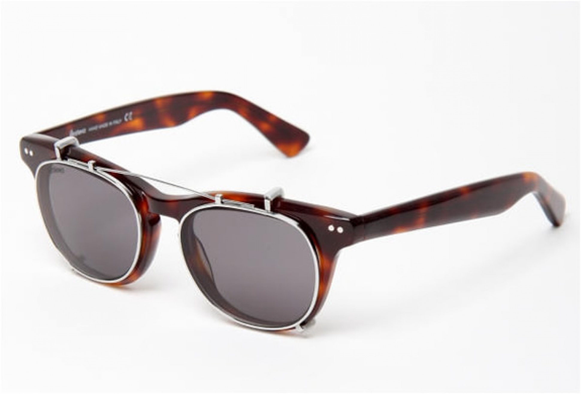 Illesteva Lenox Tortoiseshell Sunglasses | Image