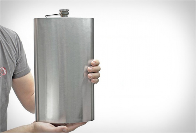 1 GALLON STAINLESS STEEL FLASK - Image