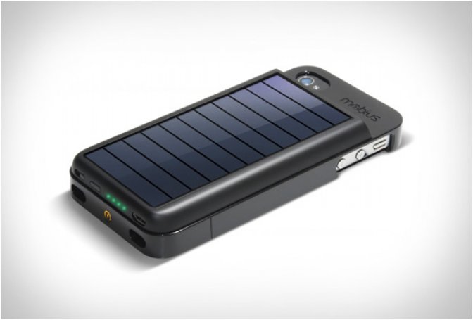 MOBIUS | IPHONE SOLAR POWERED CASE - Image