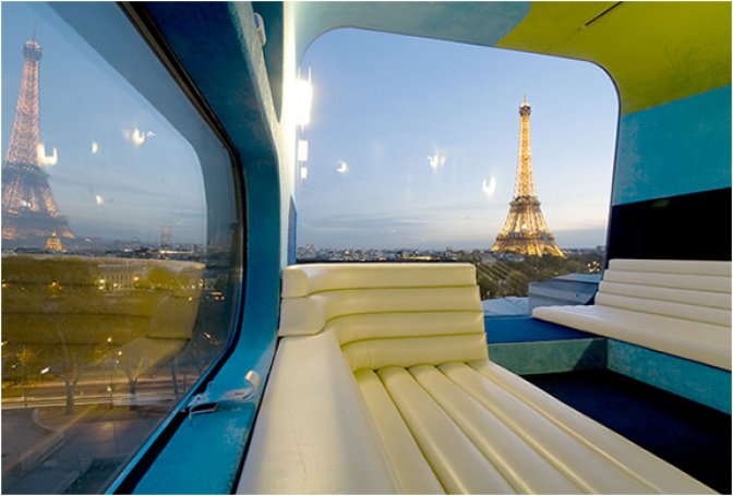 EVERLAND HOTEL PARIS | ONE ROOM HOTEL WITH FRONT ROW VIEWS OF THE EIFFEL TOWER - Image