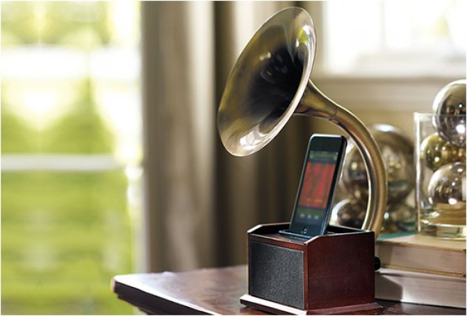 GRAMOPHONE IPOD STATION - Image