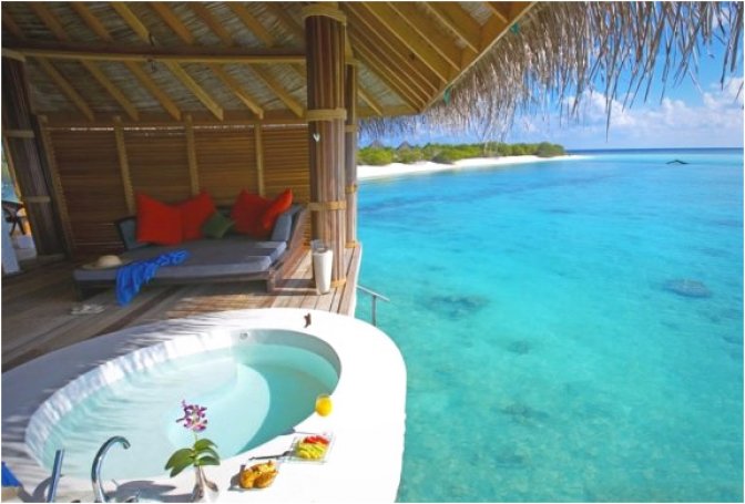 EXCLUSIVE LUXURY ISLAND HIDEAWAY | MALDIVES - Image