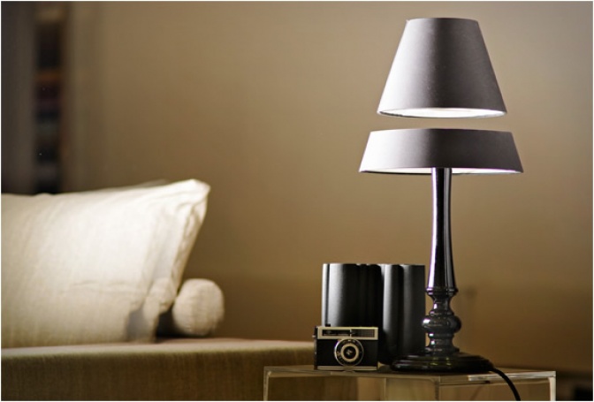 LIGHT LIGHT | LEVITATING LAMPS - Image