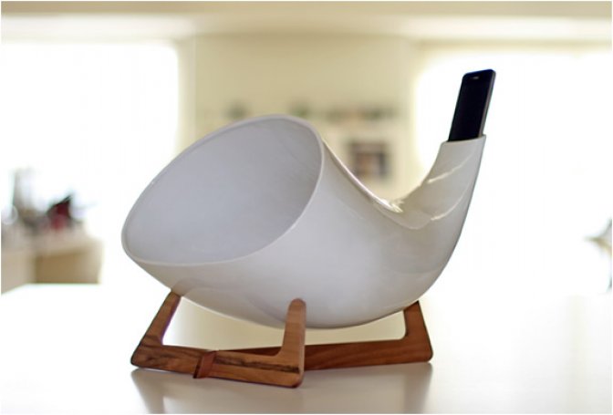 MEGAPHONE AMPLIFIER FOR IPHONE | BY EN&IS - Image