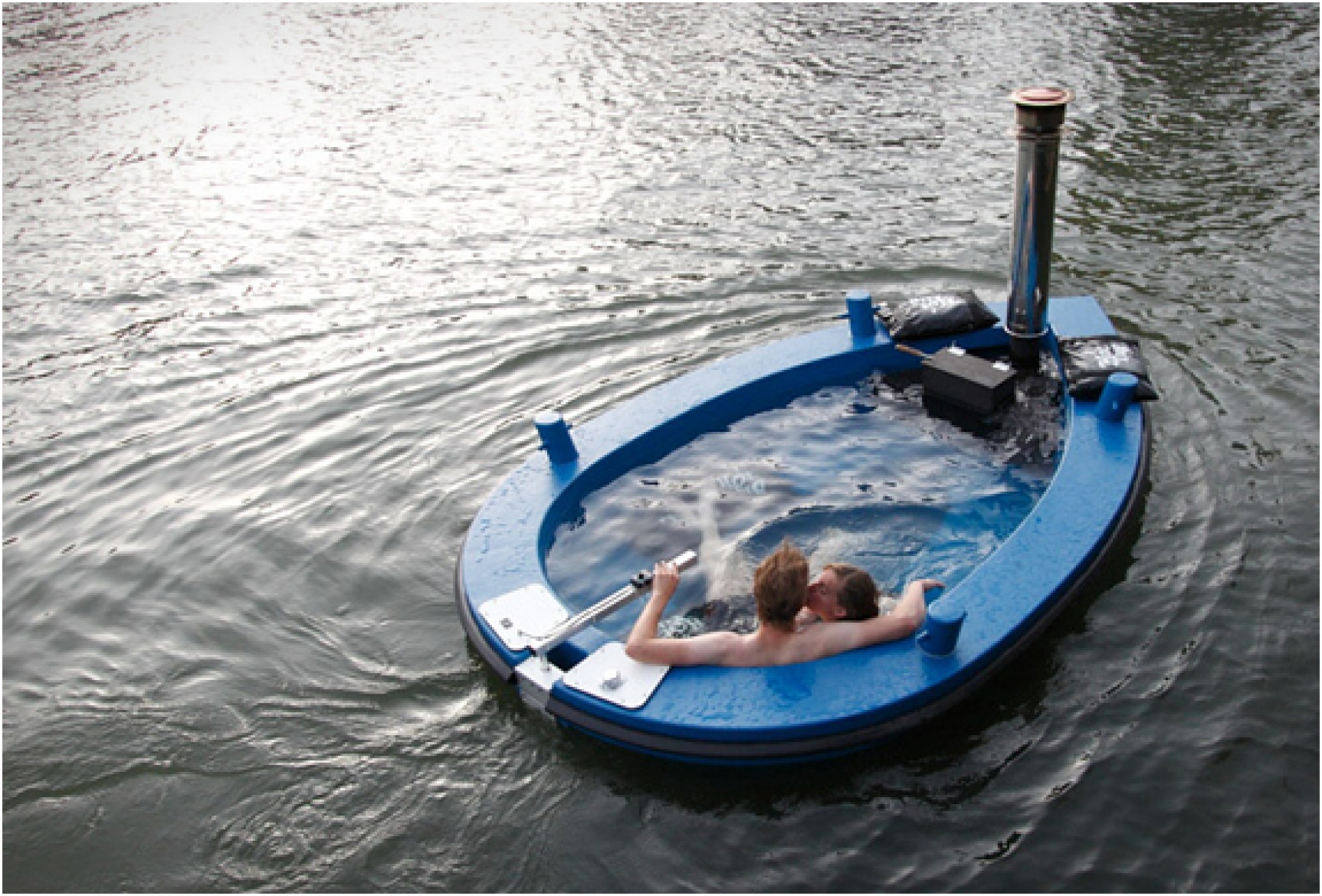 Hottug | Jacuzzi Boat | Image