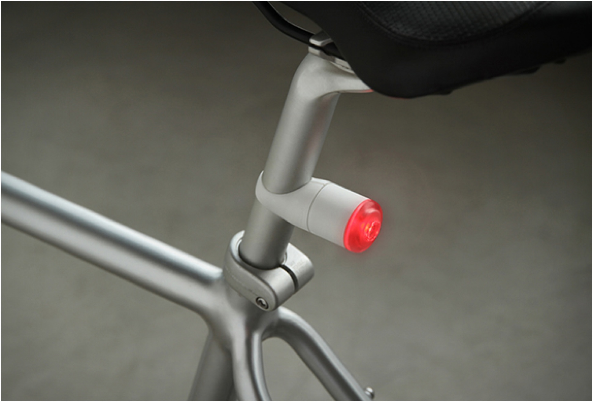 Iflash One | Magnetic Bike Lights | Image