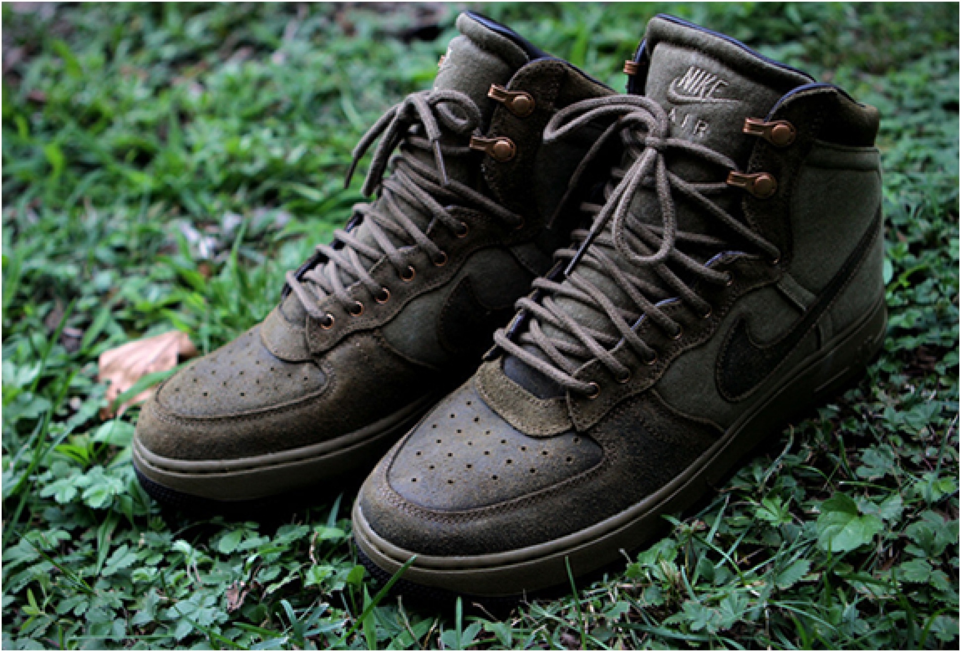 Nike military hot sale
