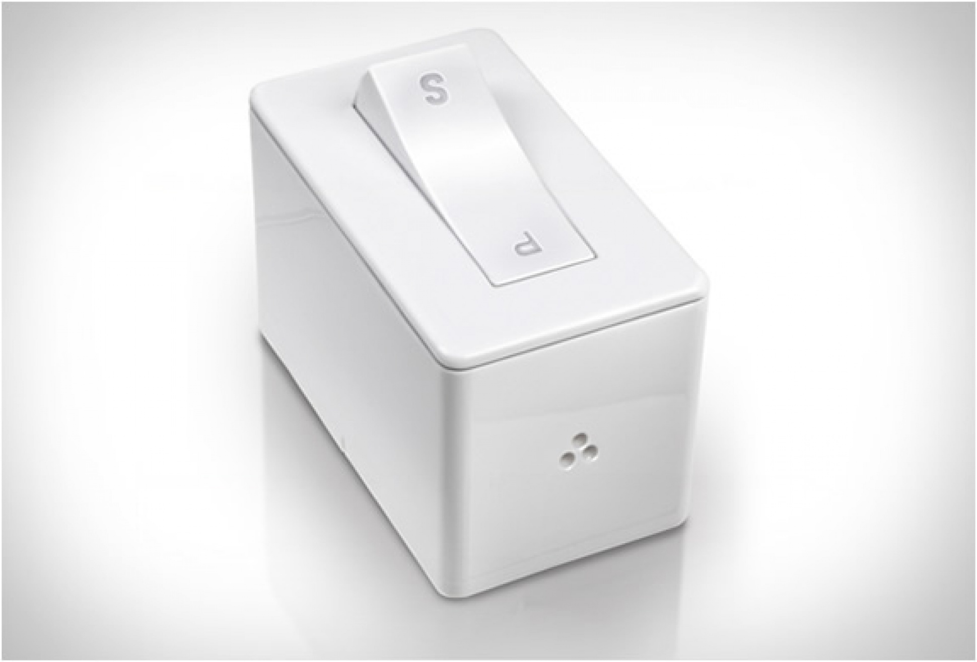 Switch | Salt & Pepper Dispenser | Image