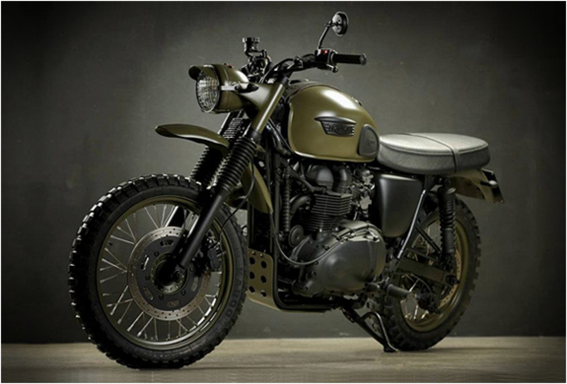 Triumph Desert | By Drags & Racing | Image