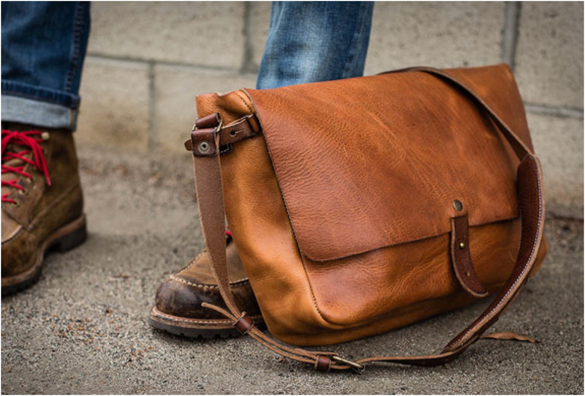 Vintage leather mail bag new arrivals