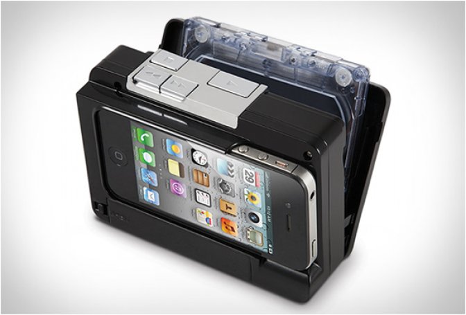 CASSETTE TO IPHONE CONVERTER - Image