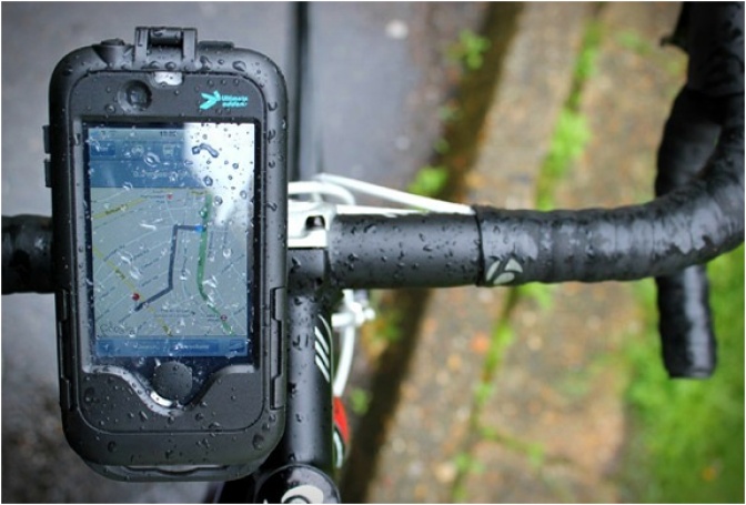 IPHONE CYCLE MOUNT & WATERPROOF TOUGH CASE - Image