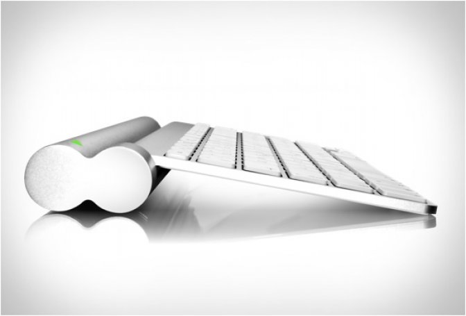 MAGIC BAR | WIRELESS KEYBOARD INDUCTIVE CHARGER - Image