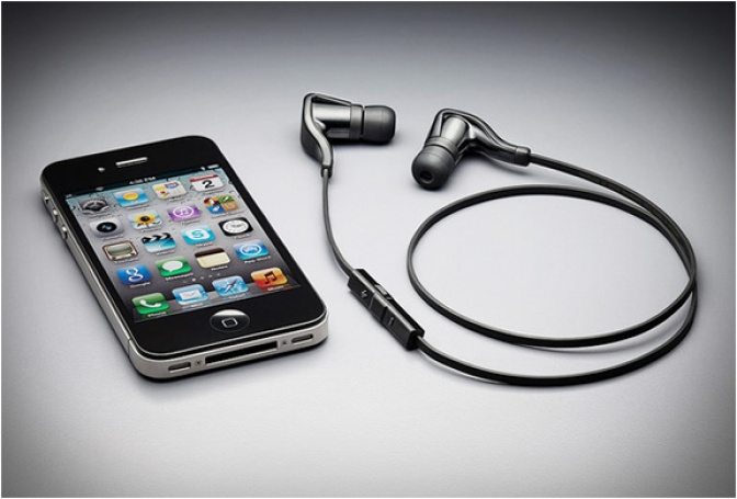 PLANTRONICS BACKBEAT GO | WIRELESS HEADPHONES - Image