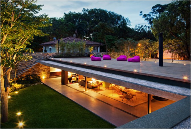 V4 HOUSE | BY MARCIO KOGAN - Image