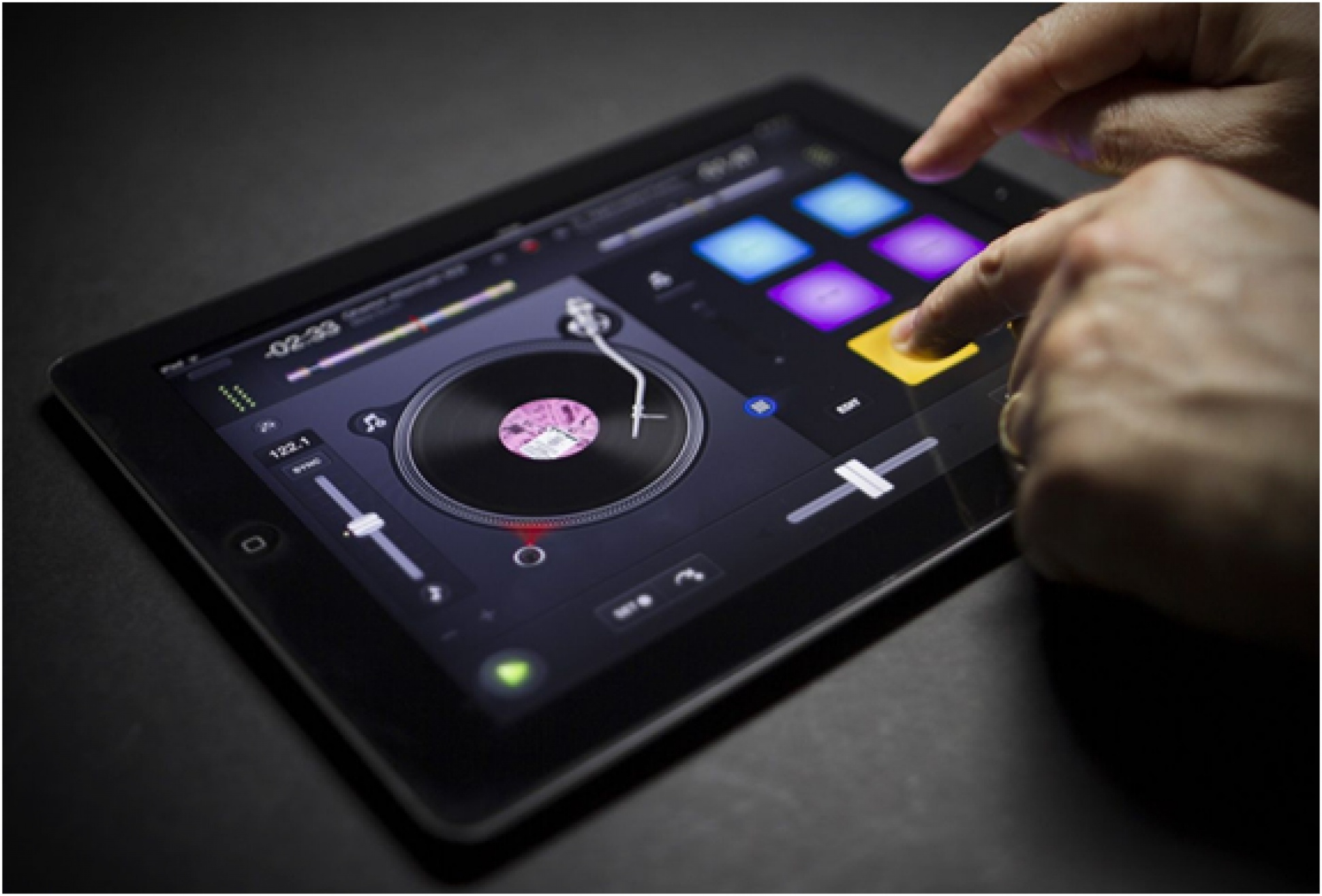 Djay 2 | Image