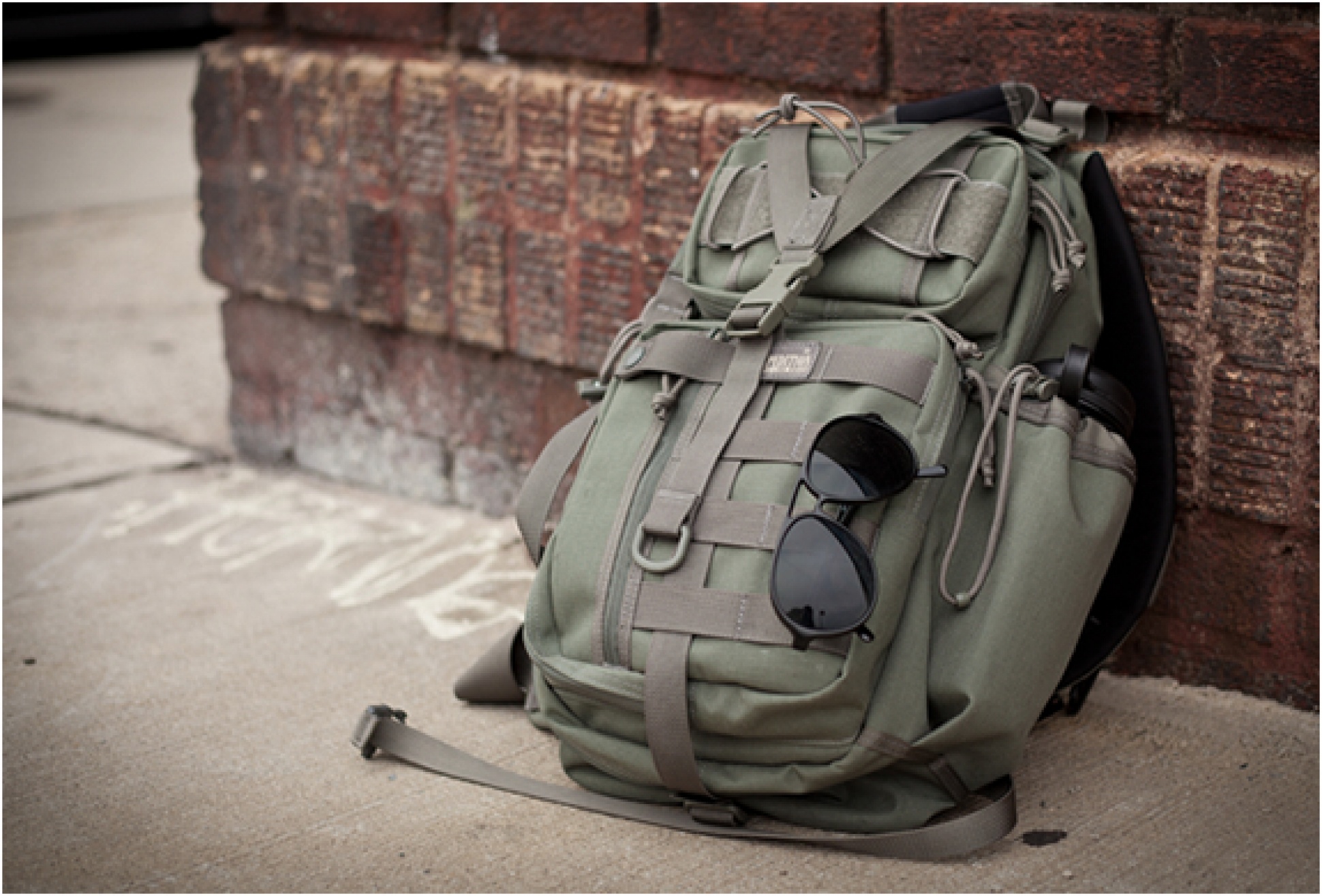 Maxpedition sitka gearslinger backpack top