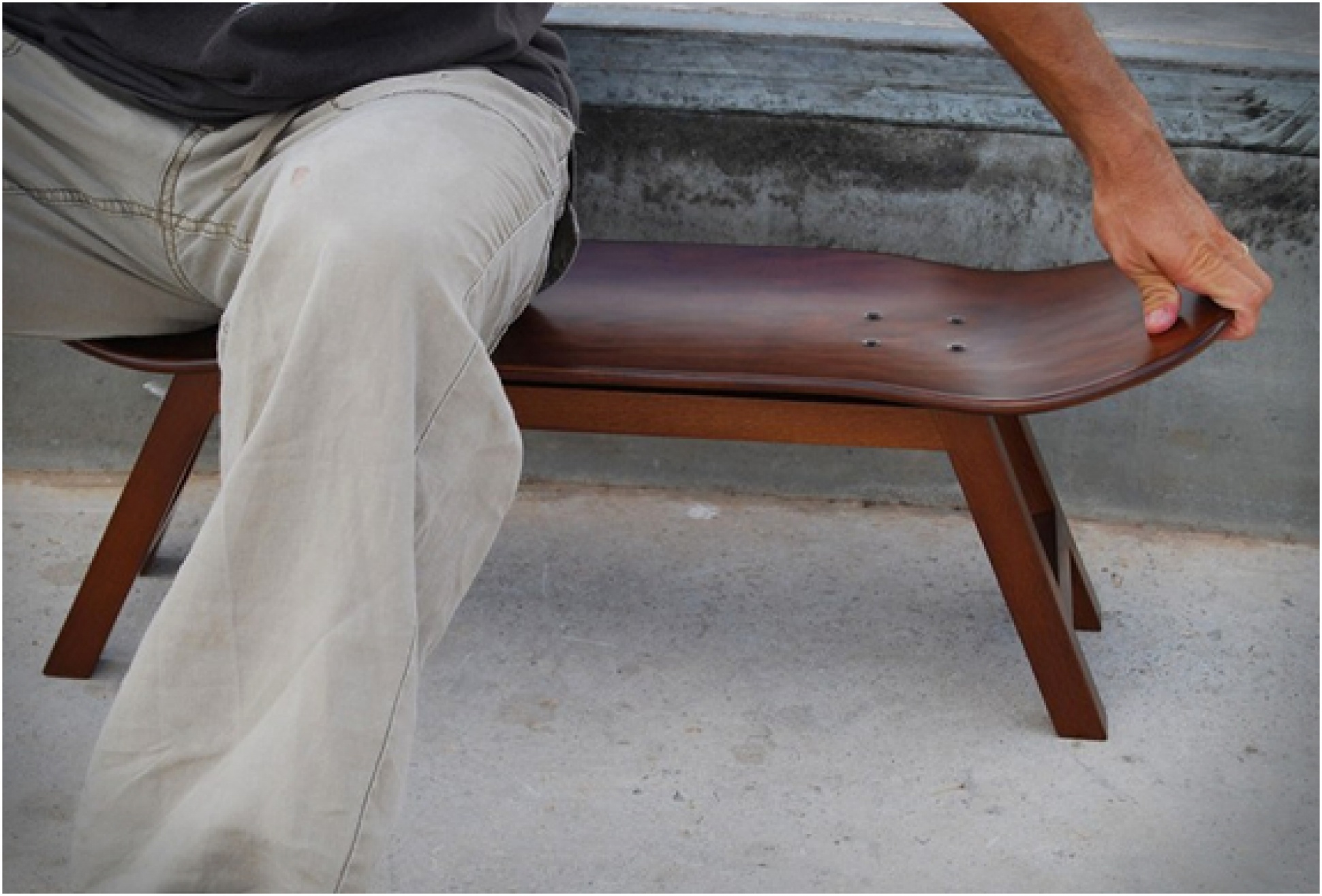 Nollie Flip Stool | By Skate-home | Image