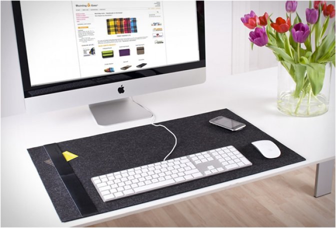 DESK PAD | BY BURNING LOVE - Image