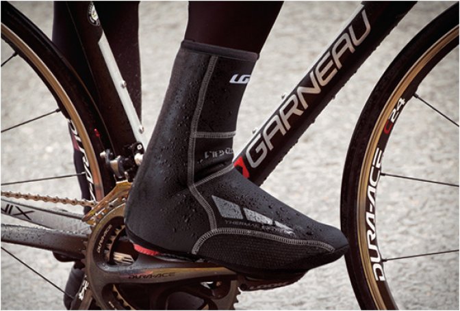 CYCLING SHOE COVERS | BY GARNEAU - Image