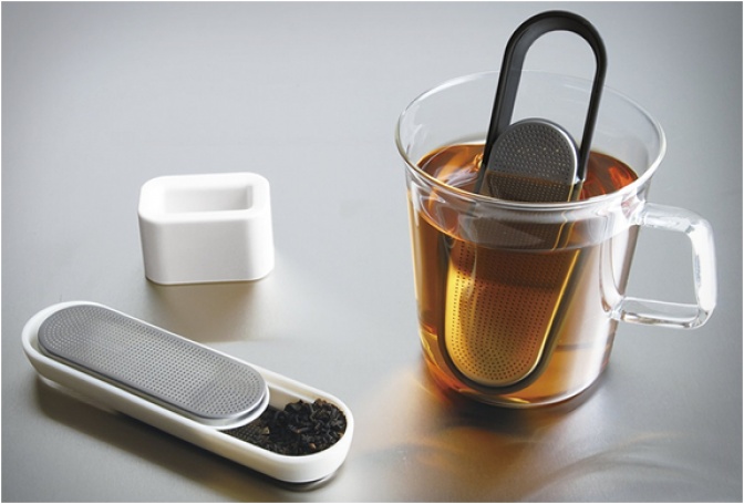 Loop Tea Strainer | By Kinto - Image