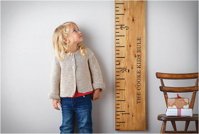 WOODEN RULER HEIGHT CHART - Image